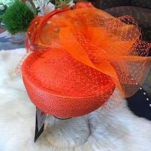Derby Day is coming. Spunk up your party outfit with this colorful hat 👒🐎🐎